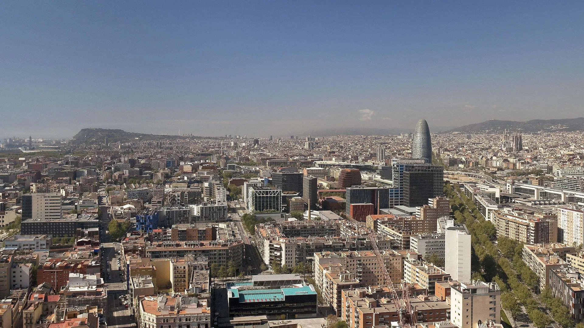 Melia Barcelona Sky 4* Sup Hotel