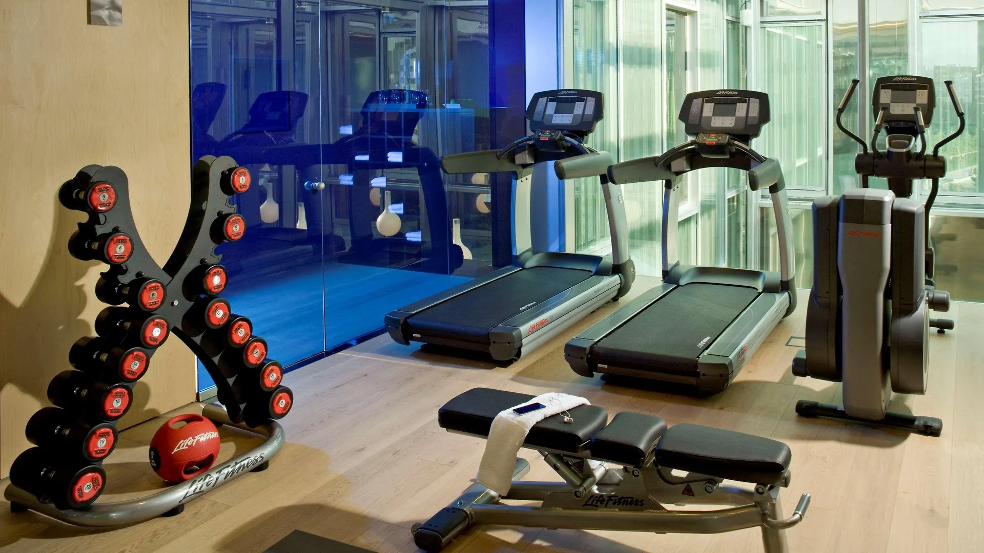 Melia Barcelona Sky 4* Sup Hotel